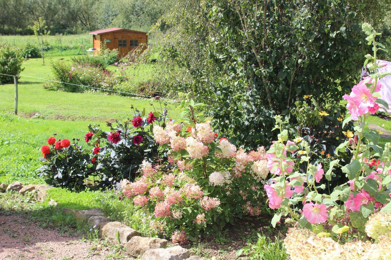 Au Rendez Vous De L'Auxois B&B Essey Ngoại thất bức ảnh